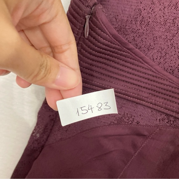 Talula Burgundy Lace Textured Side Zip Spagetti Strap Top size Small - Picture 12 of 12